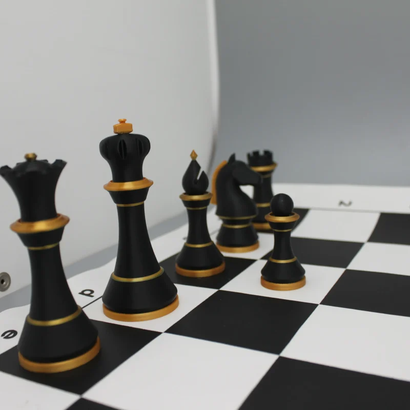 Supreme Gold Thread Collector’s Chess Set｜Classic Duel, Crowned with Craftsmanship