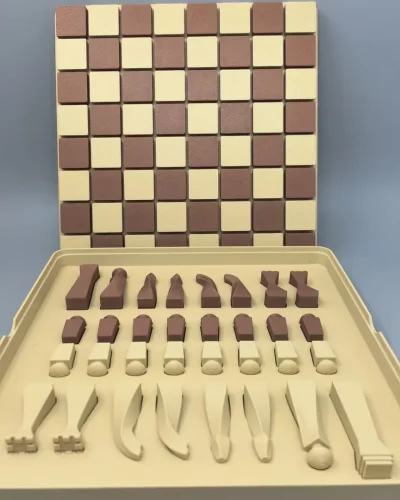 3D Printed One-Piece Chess Set｜A Geometric Dialogue Between Russet and Beige
